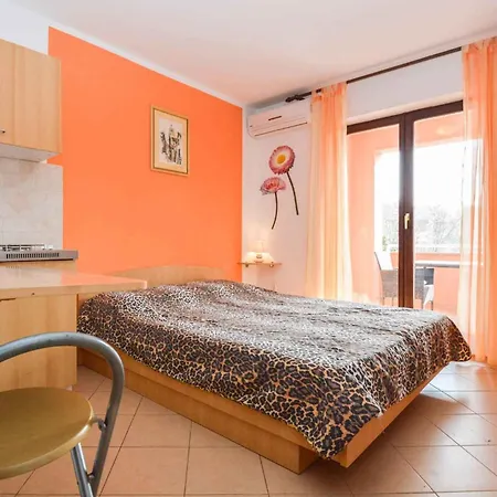 Stinjan, Istria 1 * Štinjan