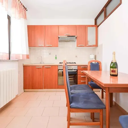 Stinjan, Istria 1 Apartment Stinjan