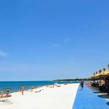 Appartement Apartments Jadranka 1 In Stinjan - Istrien 17371